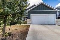 Building Photo - 266 Jaycen Ln