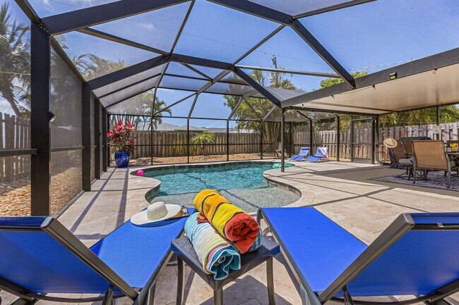 Building Photo - 660 100th Ave N