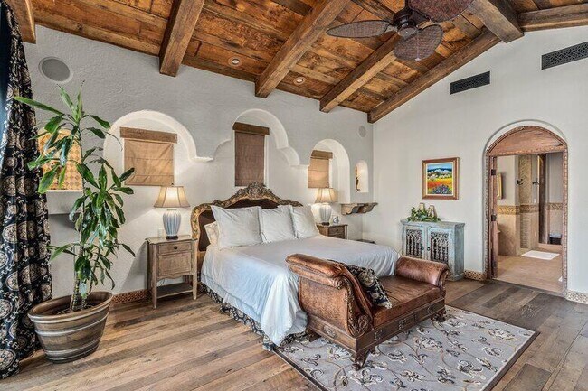 Building Photo - 83290 S Bay Dr