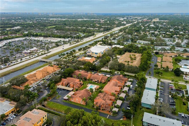 Building Photo - 180 Cypress Way E