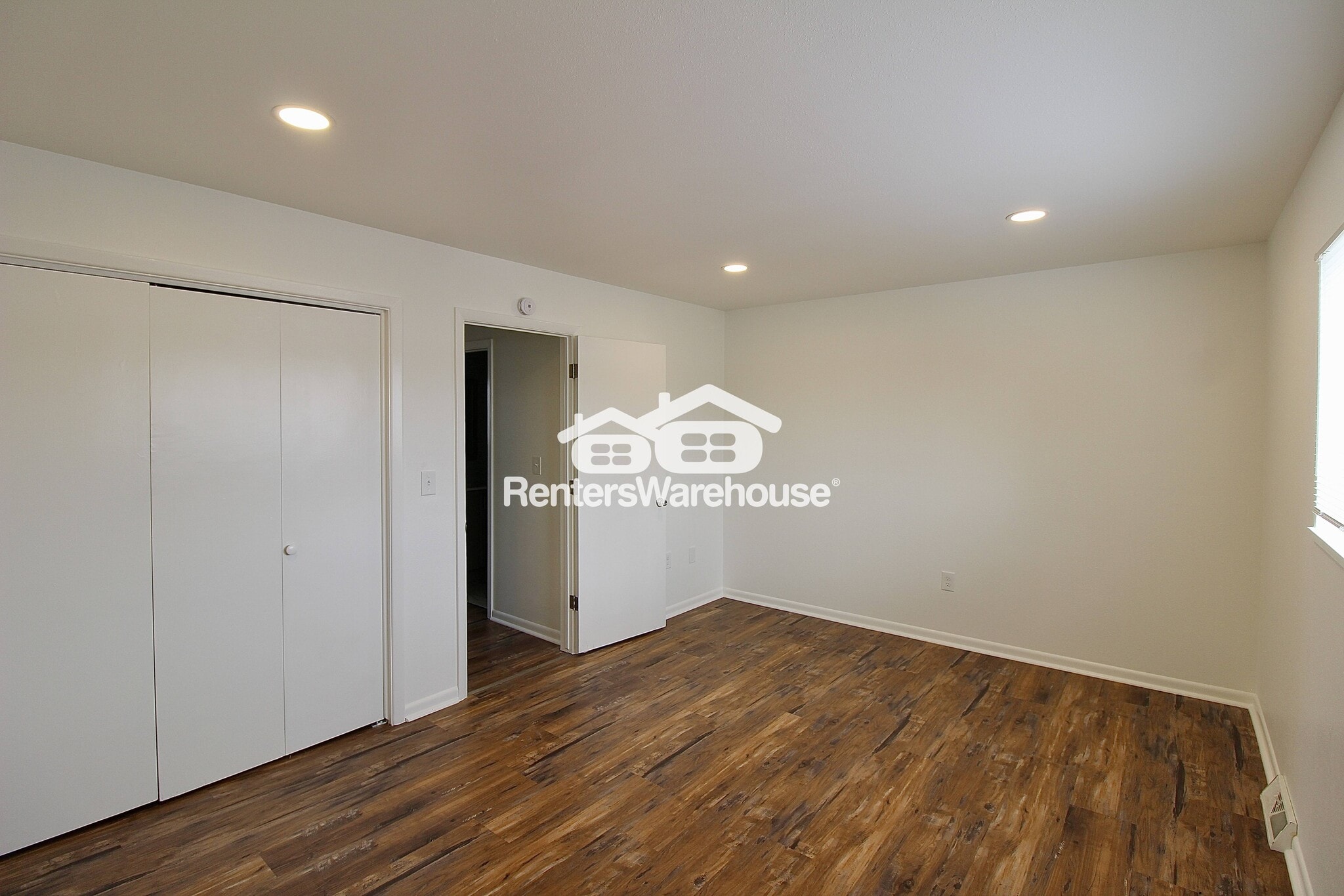 Building Photo - 85 S 18th Ave