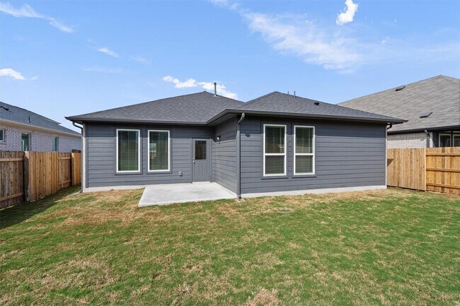 Building Photo - 315 Diamondleaf Dr