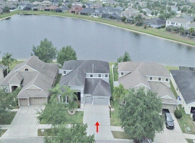 Building Photo - 13714 Artesa Bell Dr