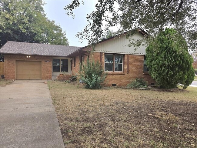 Building Photo - 3701 NW 59th St