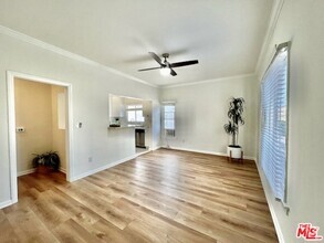 Building Photo - 6081 Pickford Pl