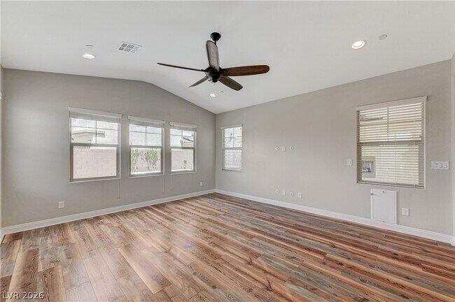 Building Photo - 276 Homeward Way