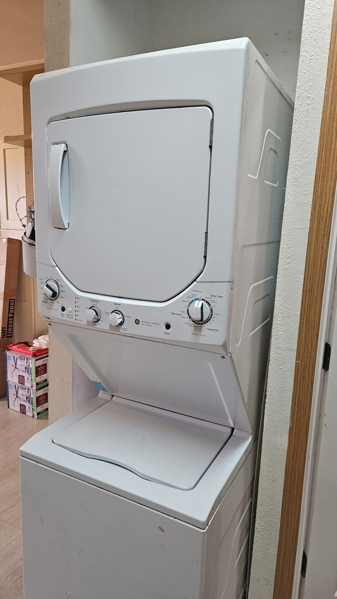 Building Photo - 125 Main St