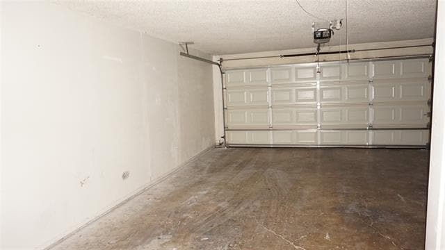 Building Photo - 1018 Fair Oaks Dr