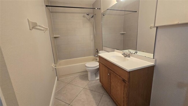 Building Photo - 2565 Davenport Cir