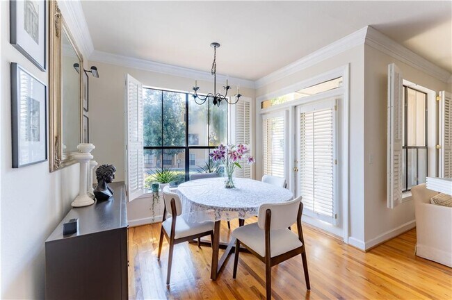 Building Photo - 3777 Peachtree Rd NE