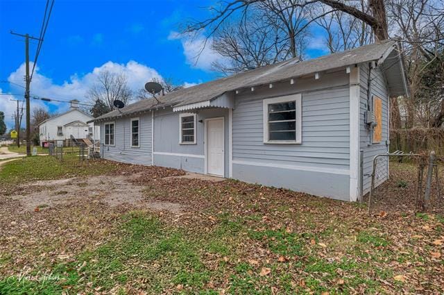 Building Photo - 329 Edwards St