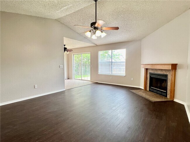 Building Photo - 4338 Chaparral Ln