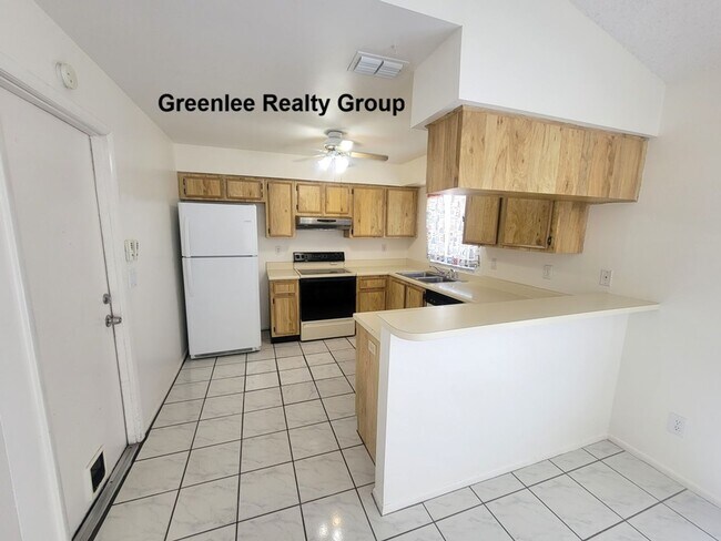 Building Photo - 8224 Autumn Oak Ave