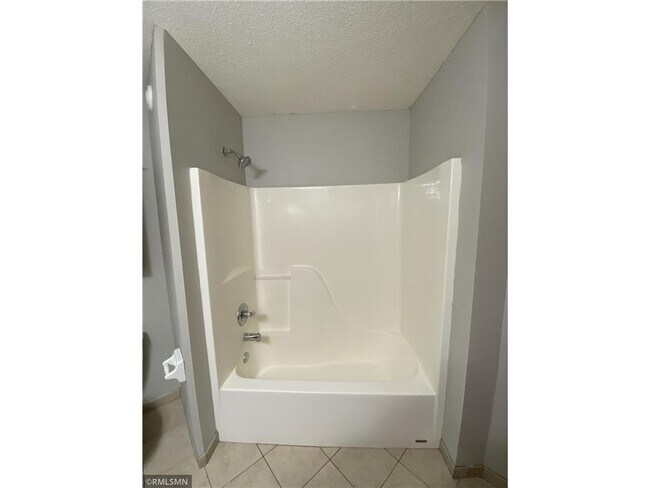 Building Photo - 3572 Bailey Ridge Alcove