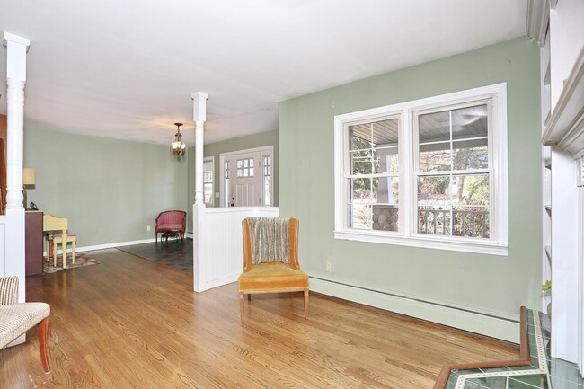 Building Photo - 16 Gerke Ave