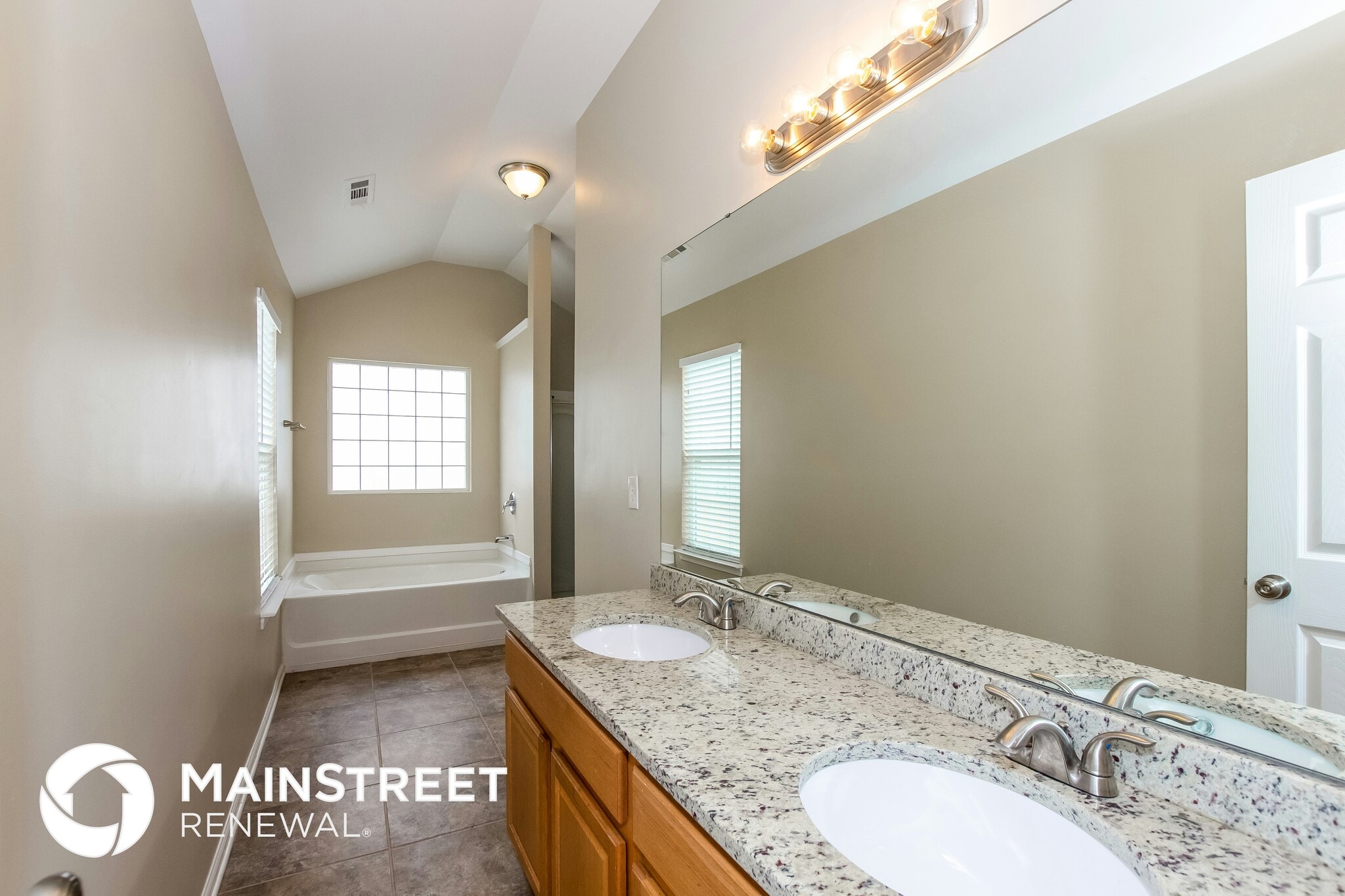 Building Photo - 2516 Reid Oaks Dr