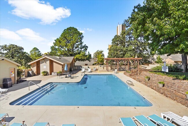 2 Pools - 2857 E 84th St