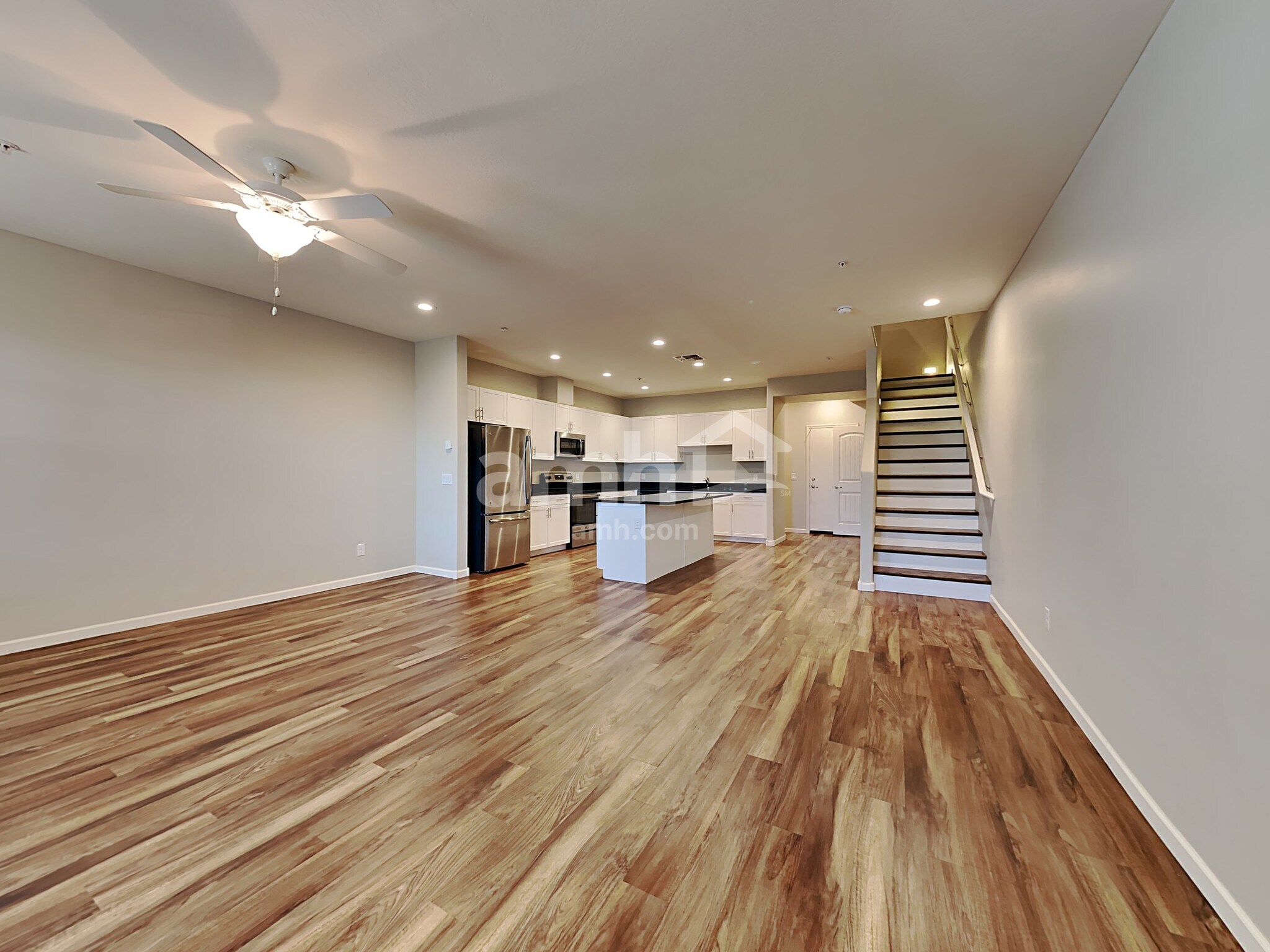 Building Photo - 20789 W Thomas Rd