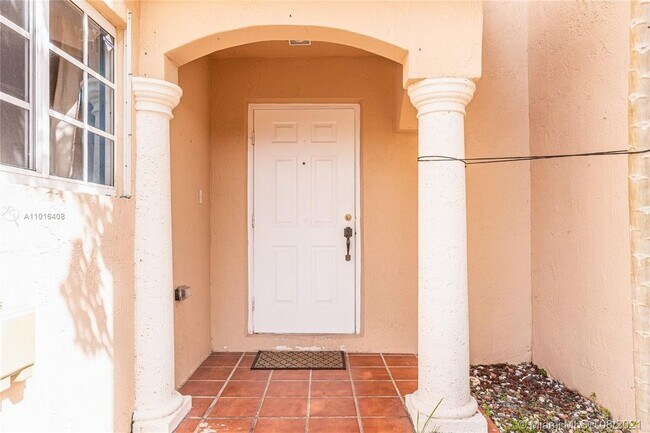 Building Photo - 15369 SW 36th Ter