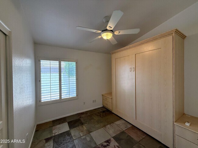 Building Photo - 4680 S Greythorne Way