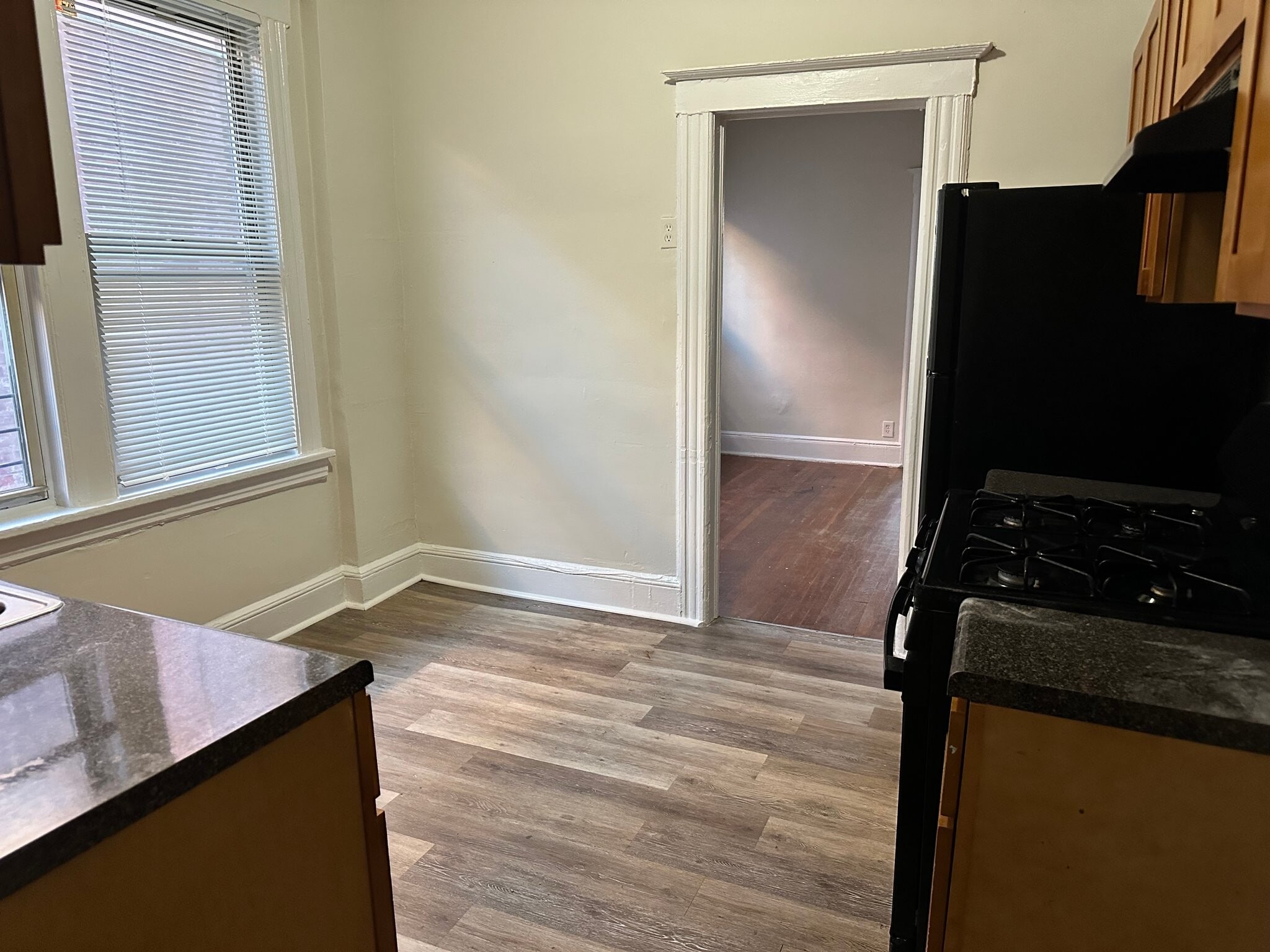 Building Photo - 375 Madison Ave