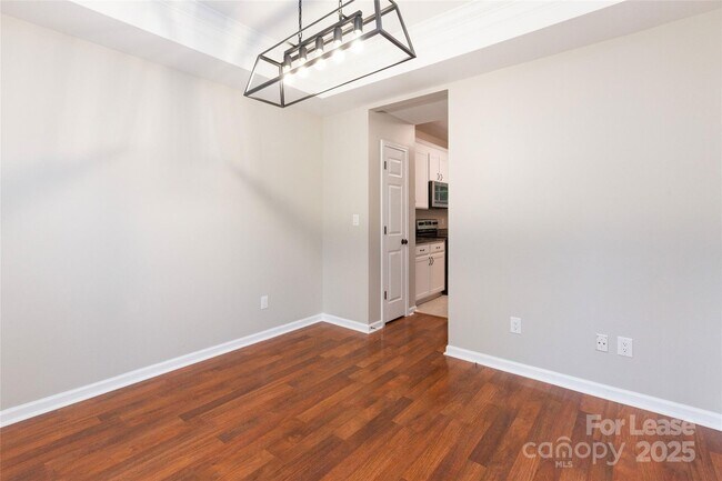 Building Photo - 155 Walmsley Pl