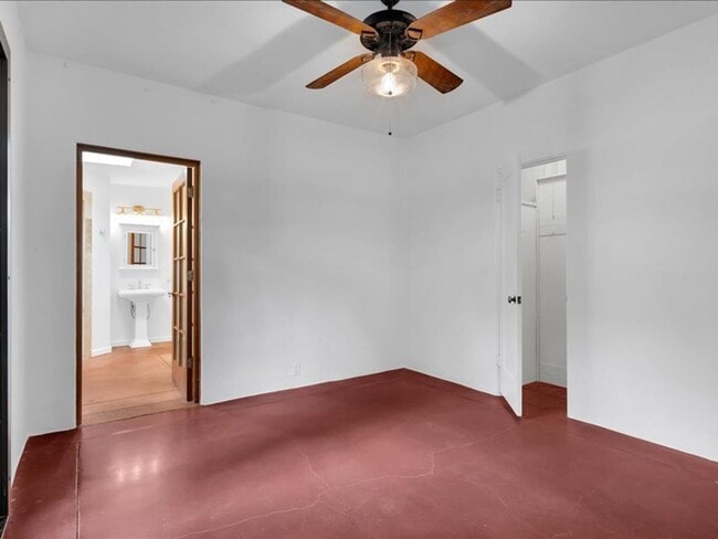 Building Photo - Charming Mission Style Home with Guest House & One Block from Arizona Inn