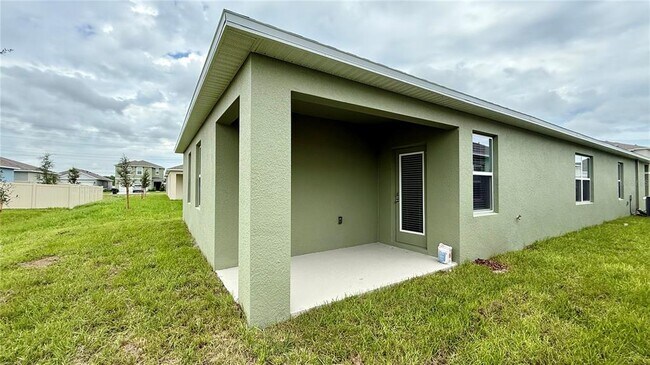 Building Photo - 3314 Pine Lily Ave