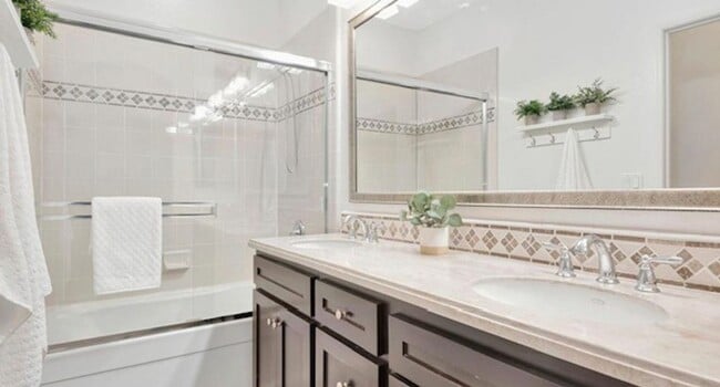 Building Photo - Carmel Mountain Ranch- Elegant Townhome in...