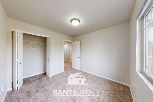 Building Photo - Spacious 4-Bedroom, 2.5-Bath Home with Open Layout in Lacey!