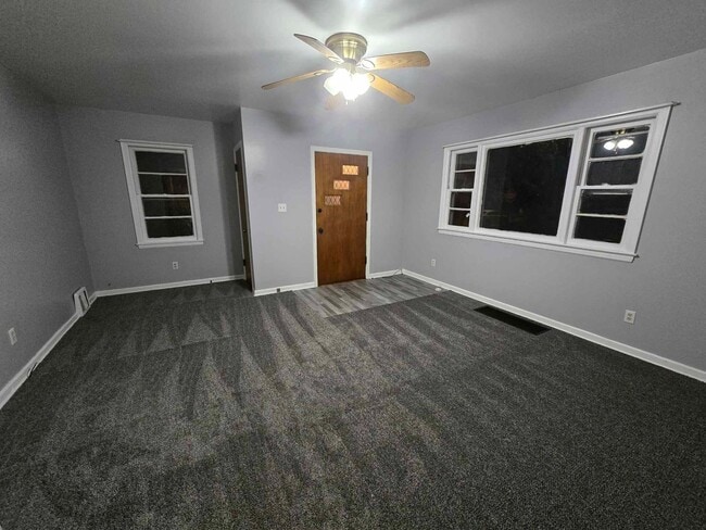 Building Photo - Renovated & Move-In Ready 2BR/1BA Home