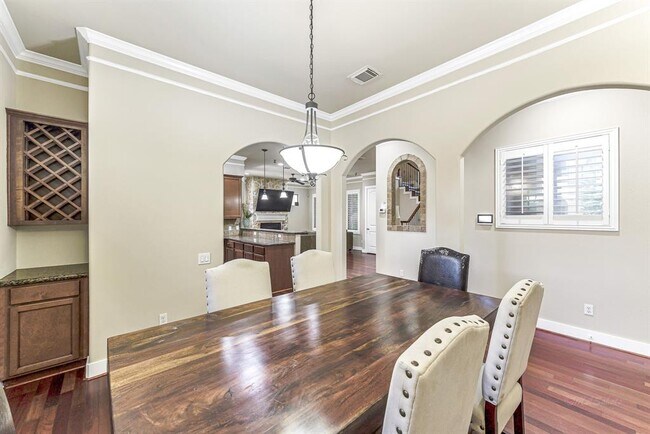 Building Photo - 11022 Robin Hood Ct