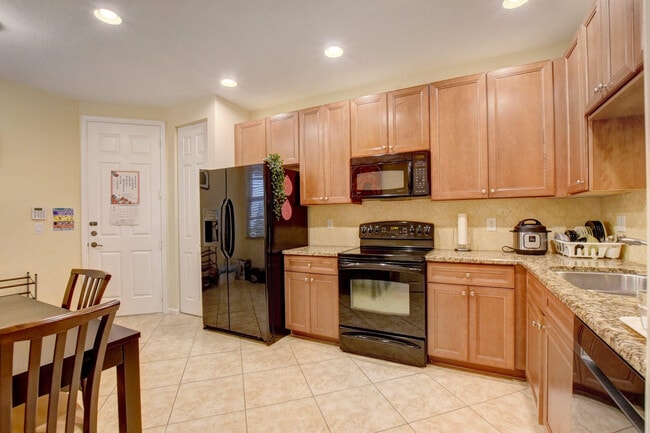 Building Photo - 16089 Poppy Seed Cir