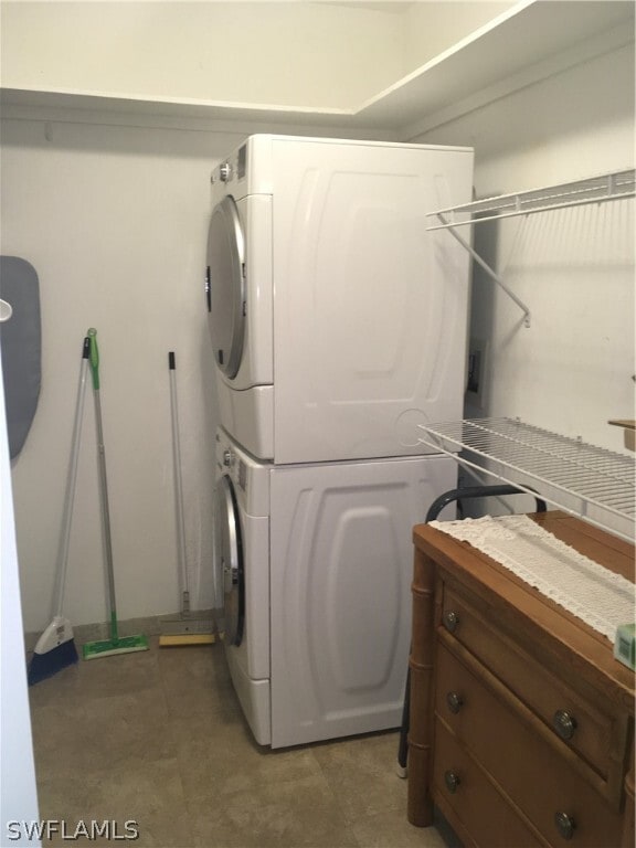 Building Photo - 3903 Del Prado Blvd S