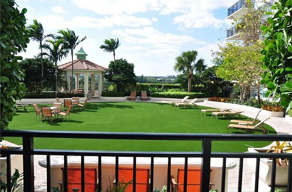 Building Photo - 600 W Las Olas Blvd