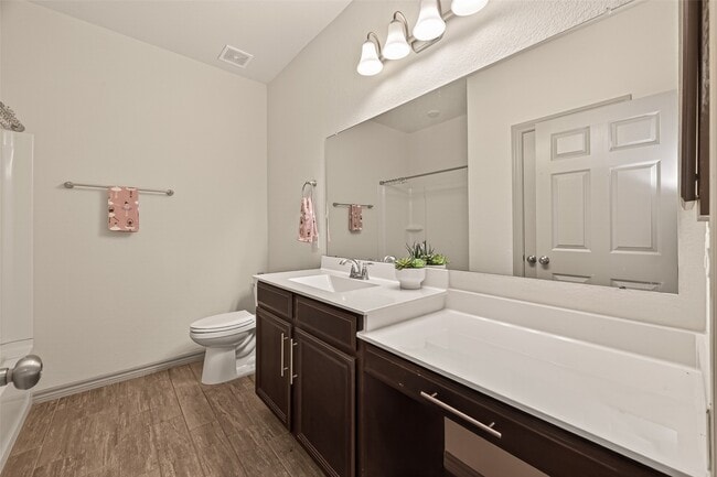 Building Photo - 9743 Birdsnest Ct