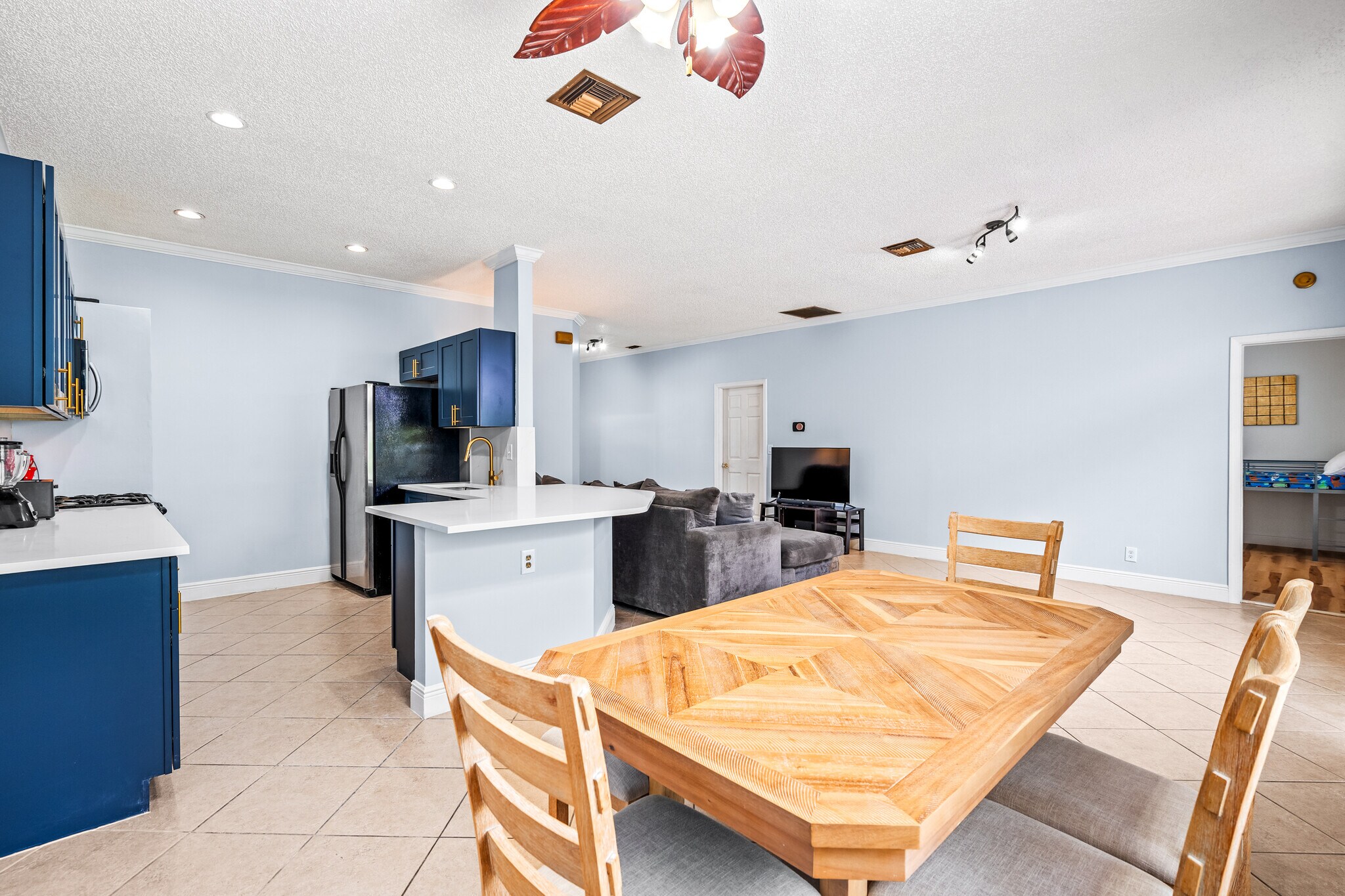 Building Photo - 1242 Olympic Cir