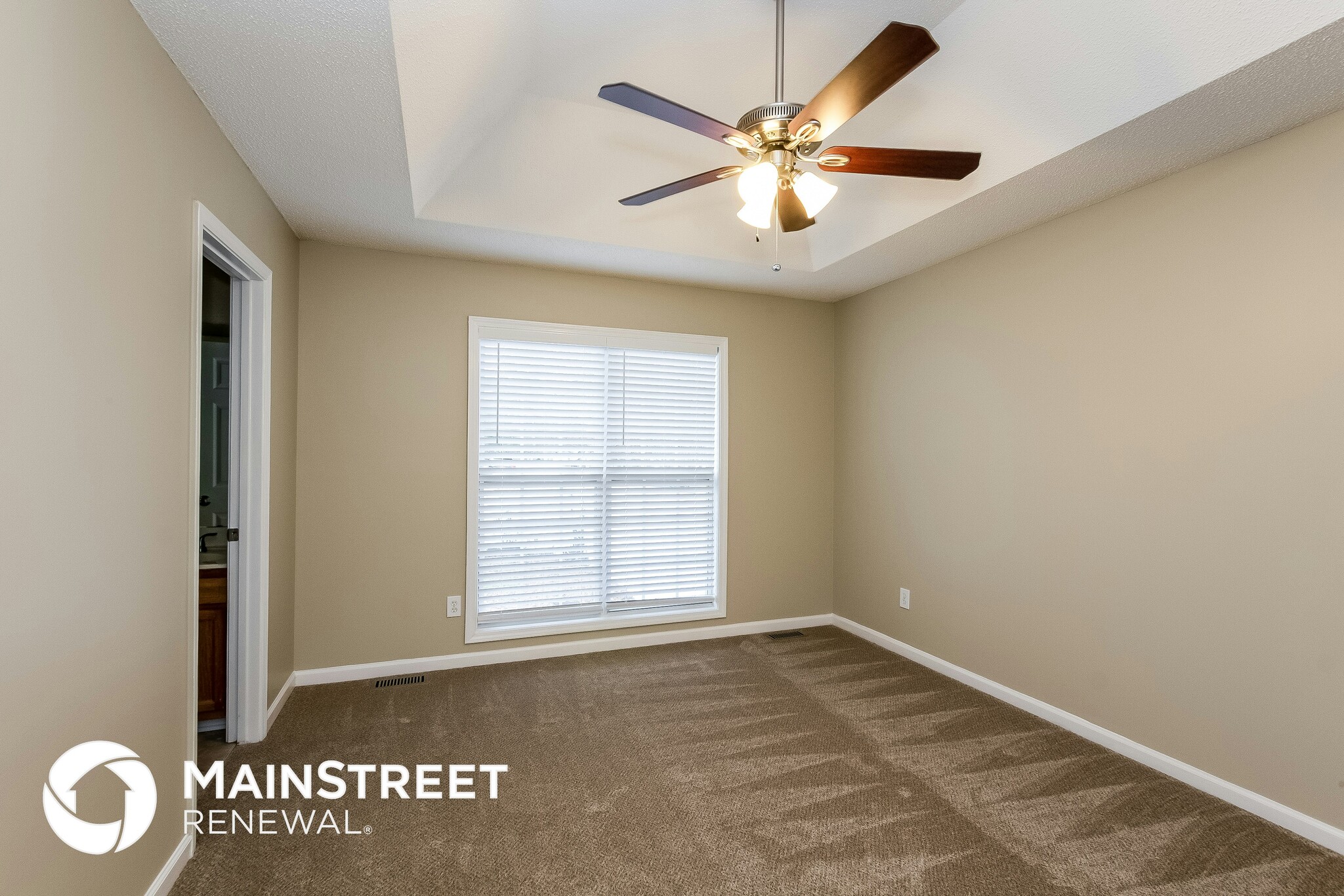 Building Photo - 17 Hickory St SW