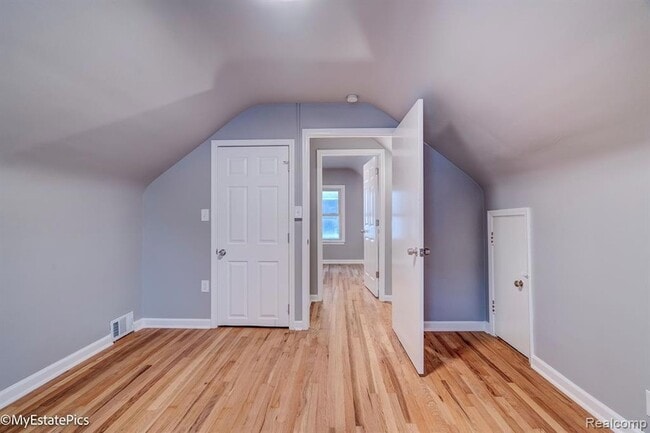 Building Photo - 6151 Helen St