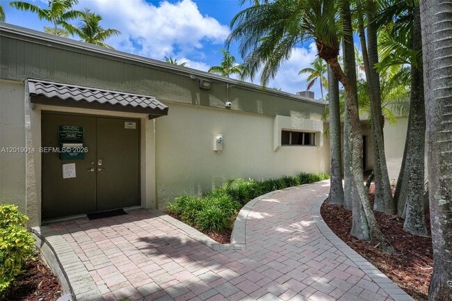 Building Photo - 7947 SW 104th St