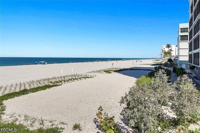 Building Photo - 26140 Hickory Blvd