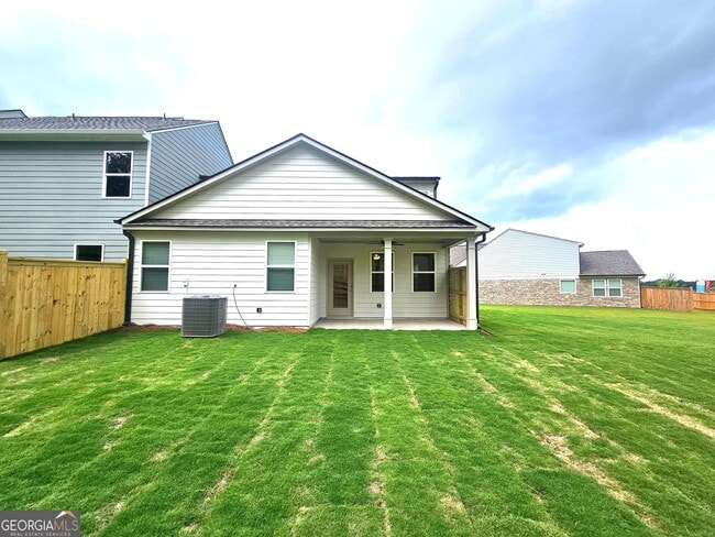 Building Photo - 16 Russet Wy