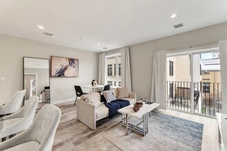 Building Photo - 1457 Tremont St