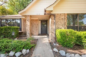 Building Photo - 1412 Edelweiss Dr