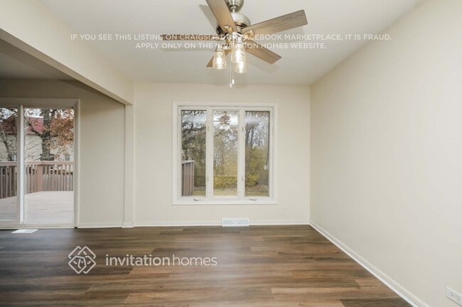 Building Photo - 714 N Pinecrest Rd