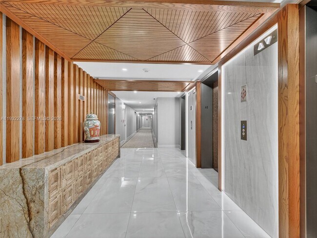 Building Photo - 11113 Biscayne Blvd