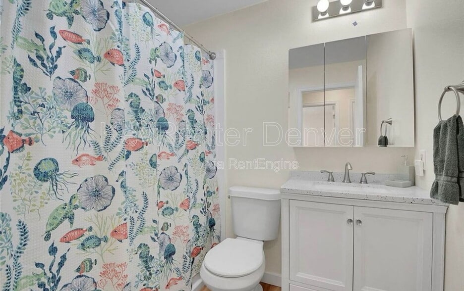 Building Photo - 7421 Harlan Way