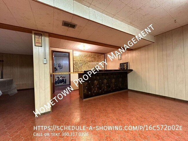 Building Photo - 1608 22nd Ave SE