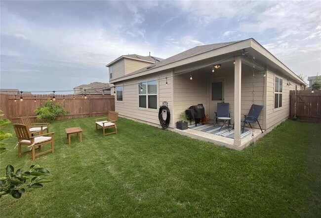 Building Photo - 7016 Razors Edge Dr