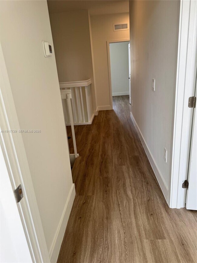 Building Photo - 18948 SW 344th Ter